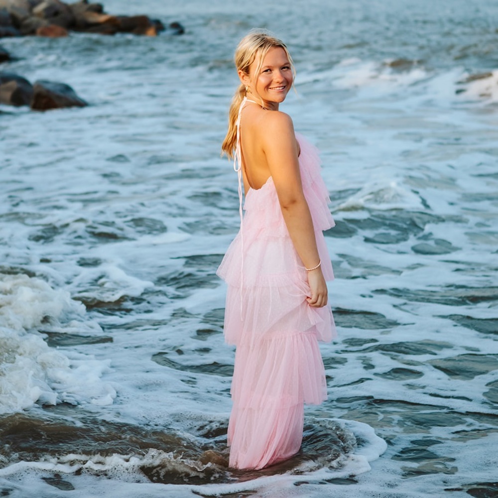 Meet your Posher, Avery